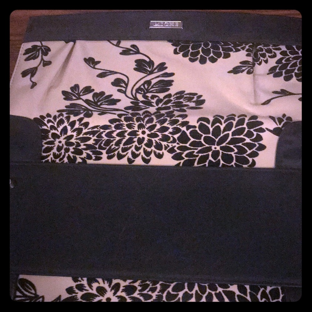 Elizabeth Miche classic shell